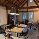 Hof Bed & Breakfast