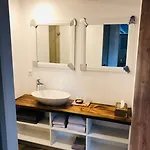 Hof Bed & Breakfast 3*