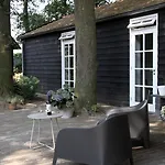Hof Bed & Breakfast