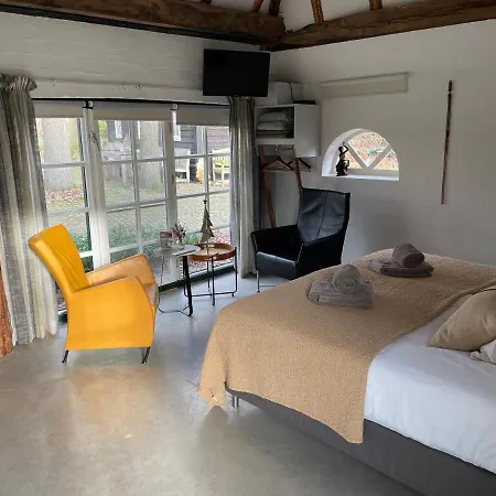 Bed and Breakfast Hof 3*