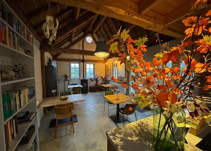 Hof Bed & Breakfast 4*