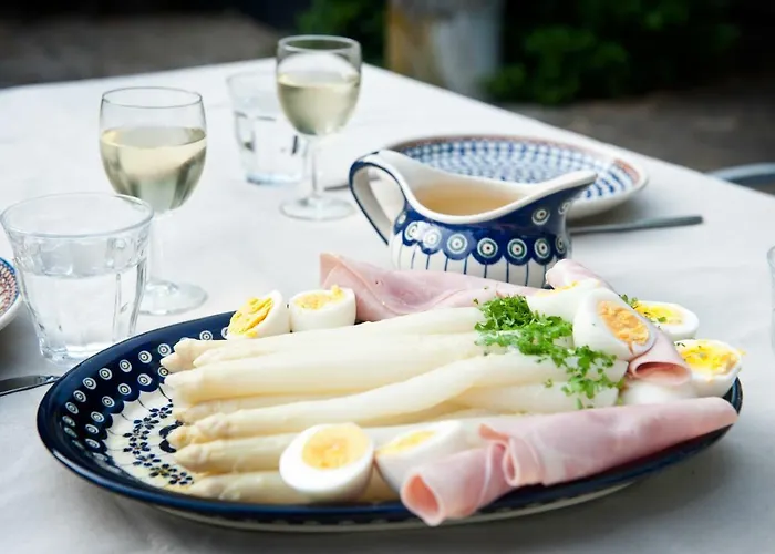 Hof Bed & Breakfast 4*