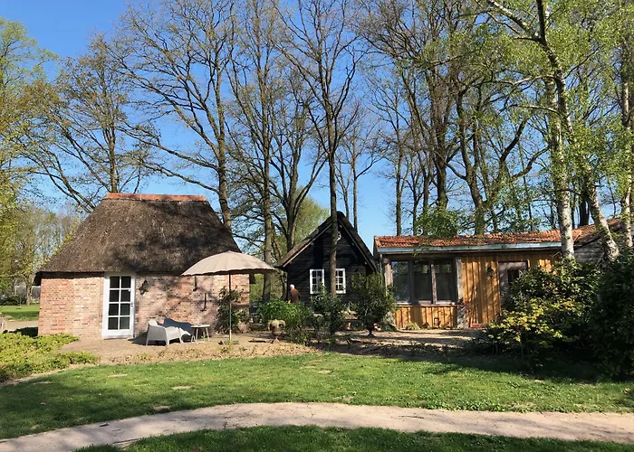 Hof Bed and Breakfast 4*